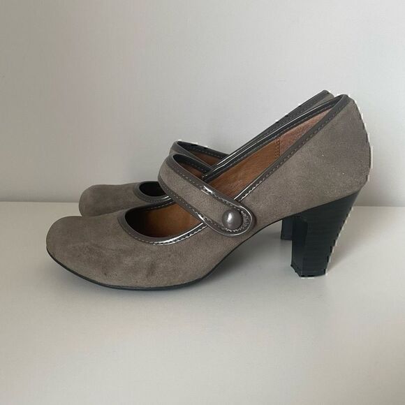 Softshoe By Medicus Mary Jane Grey Suede Heels Pumps Women’s Size 9.5 - Picture 5 of 9